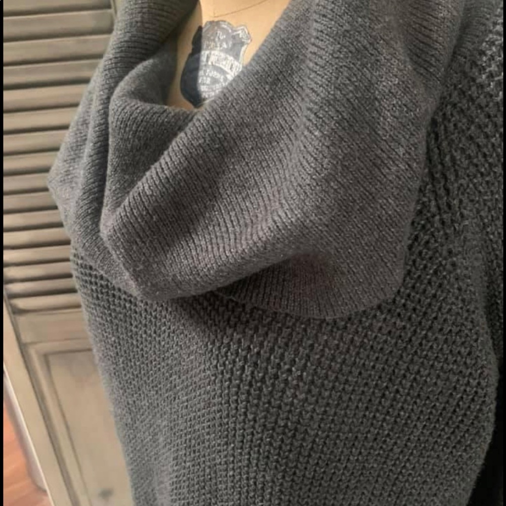 Michael Kors Grey Knit Sweater Size Large